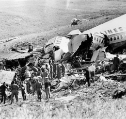 Continental Airlines Flight 11 crashed in 1962